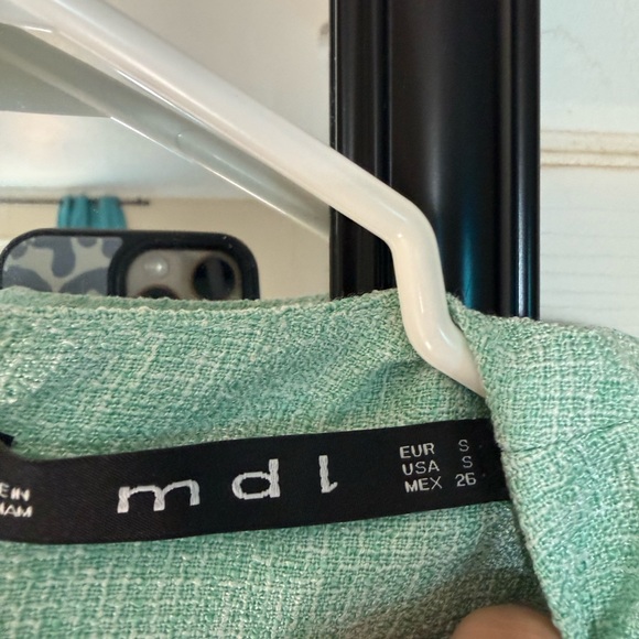 Dress - Picture 2 of 3